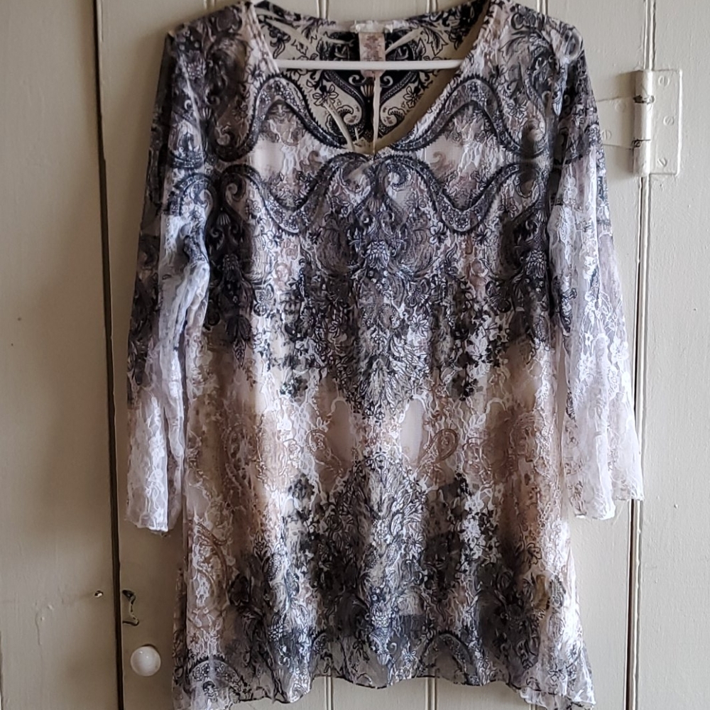 Brittany Black Fall Lace Top Size XL
